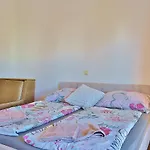 For 8+2 Person In - Insel Rab 17738 *