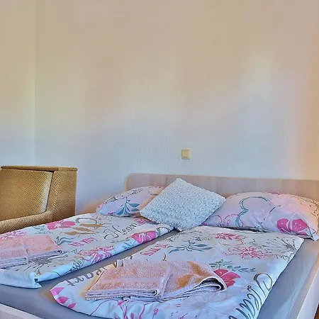 For 8+2 Person In - Insel Rab 17738 *