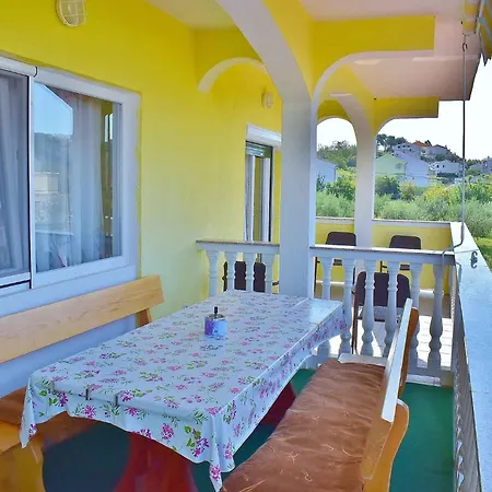 For 8+2 Person In - Insel Rab 17738