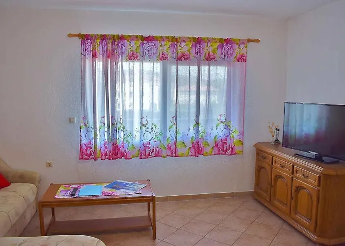 아파트 For 8+2 Person In - Insel Rab 17738 *