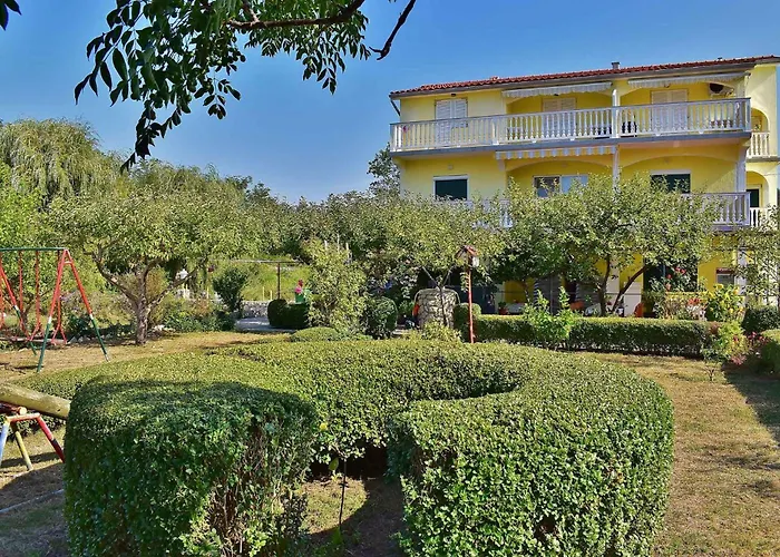 아파트 For 8+2 Person In - Insel Rab 17738 *