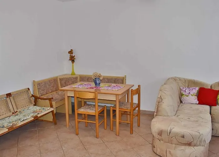 Apartment Apartment For 8+2 Person In Lopar - Insel Rab 17738